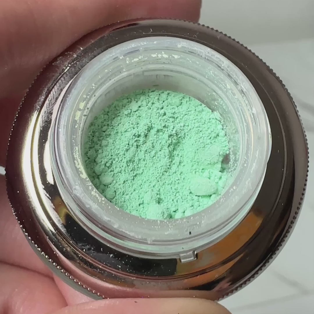 Grüner Tee – Mattes Nagelpuder