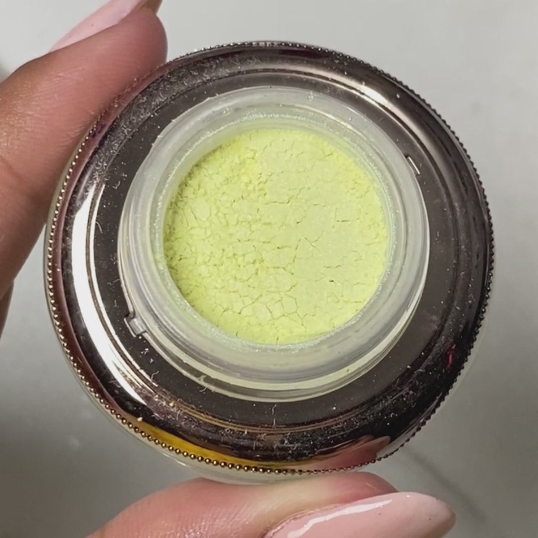 Daisy - Classic Colour Changing Nail Powder